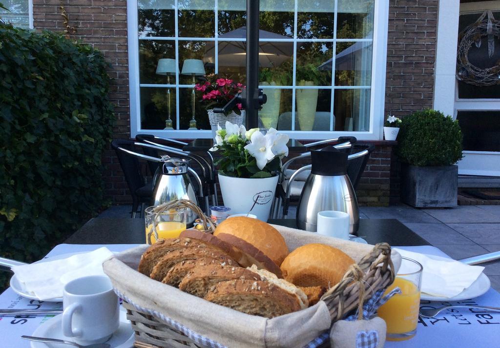 Hotel Pension Oranje ファルケンブルフ エクステリア 写真